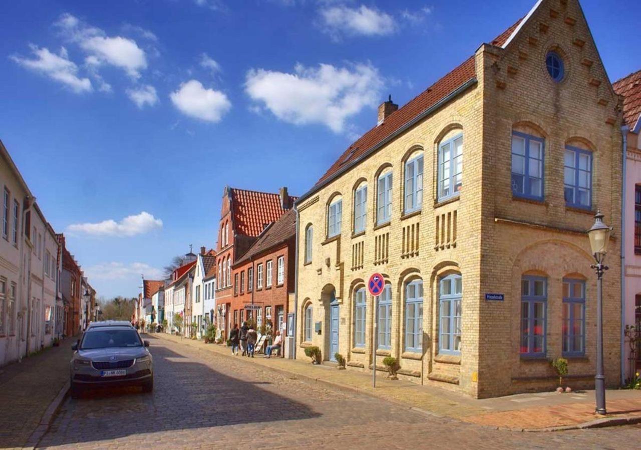 Friedrichstadtnixe, Meerchenhaftes Haus Mit Sauna Eksteriør billede